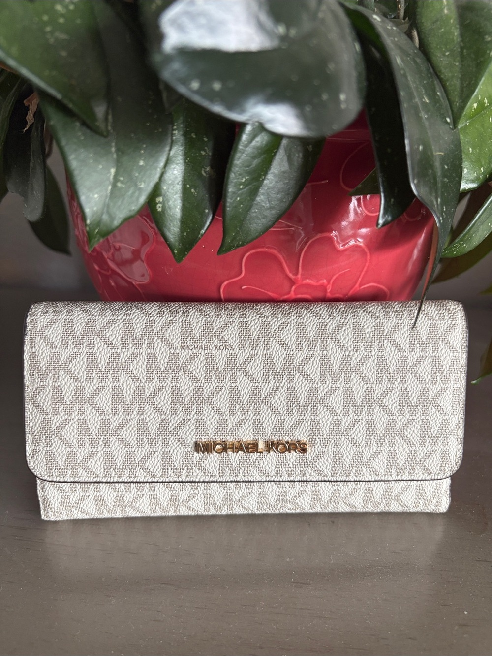 Michael Kors Cream Signature Continental Wallet with Gold Logo
